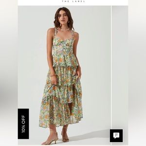 ASTR The Label MidSummer Floral Tiered MIDI Dress NWT
